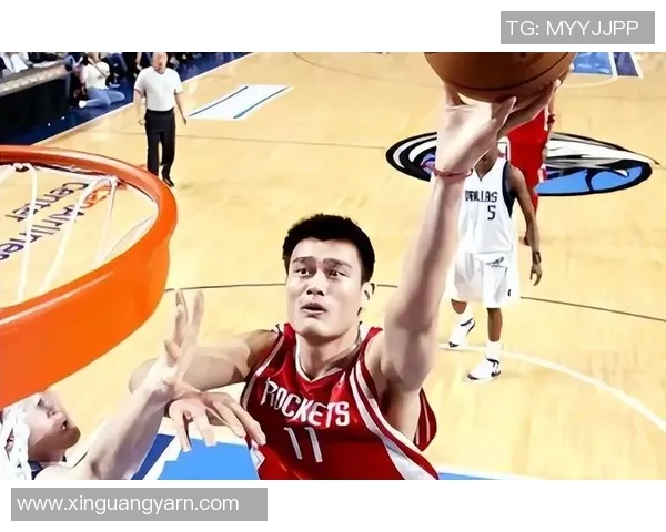 姚明与皮尔斯亲密合照回顾两位篮球巨星的辉煌岁月与友谊瞬间 姚明与皮尔斯亲密合照回顾两位篮球巨星的辉煌岁月与友谊瞬间